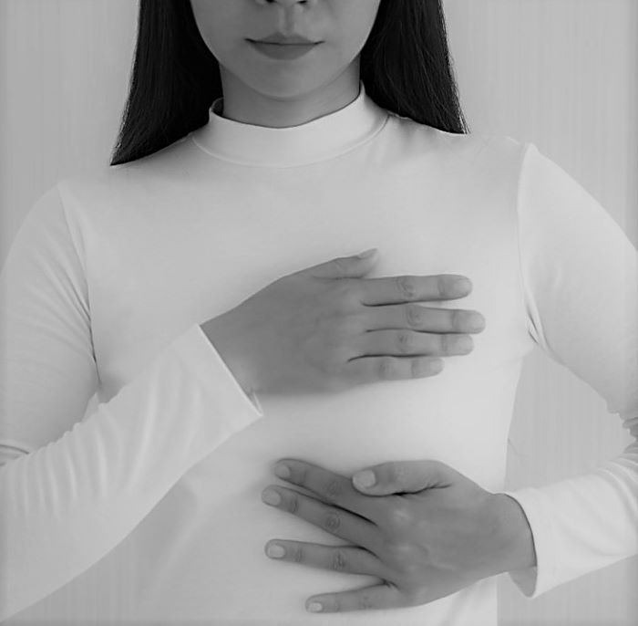 Почему болит грудь перед месячными - ответ гинеколога